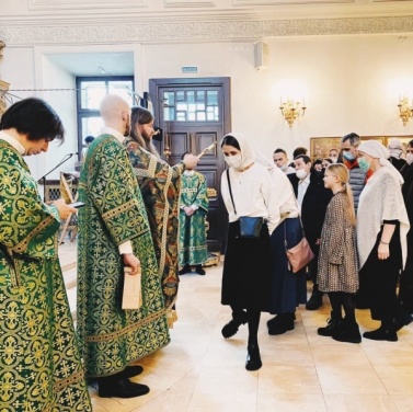 Молодежная Литургия и завтрак с о. Борисом