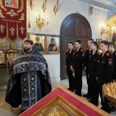 Встреча с кадетами-преображенцами